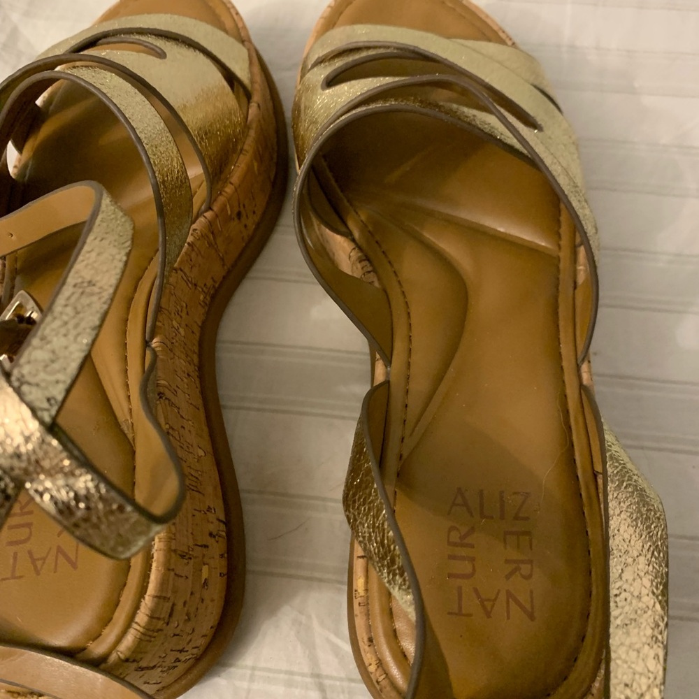 Naturalizer Riley Platform Sandal - Picture 4 of 8